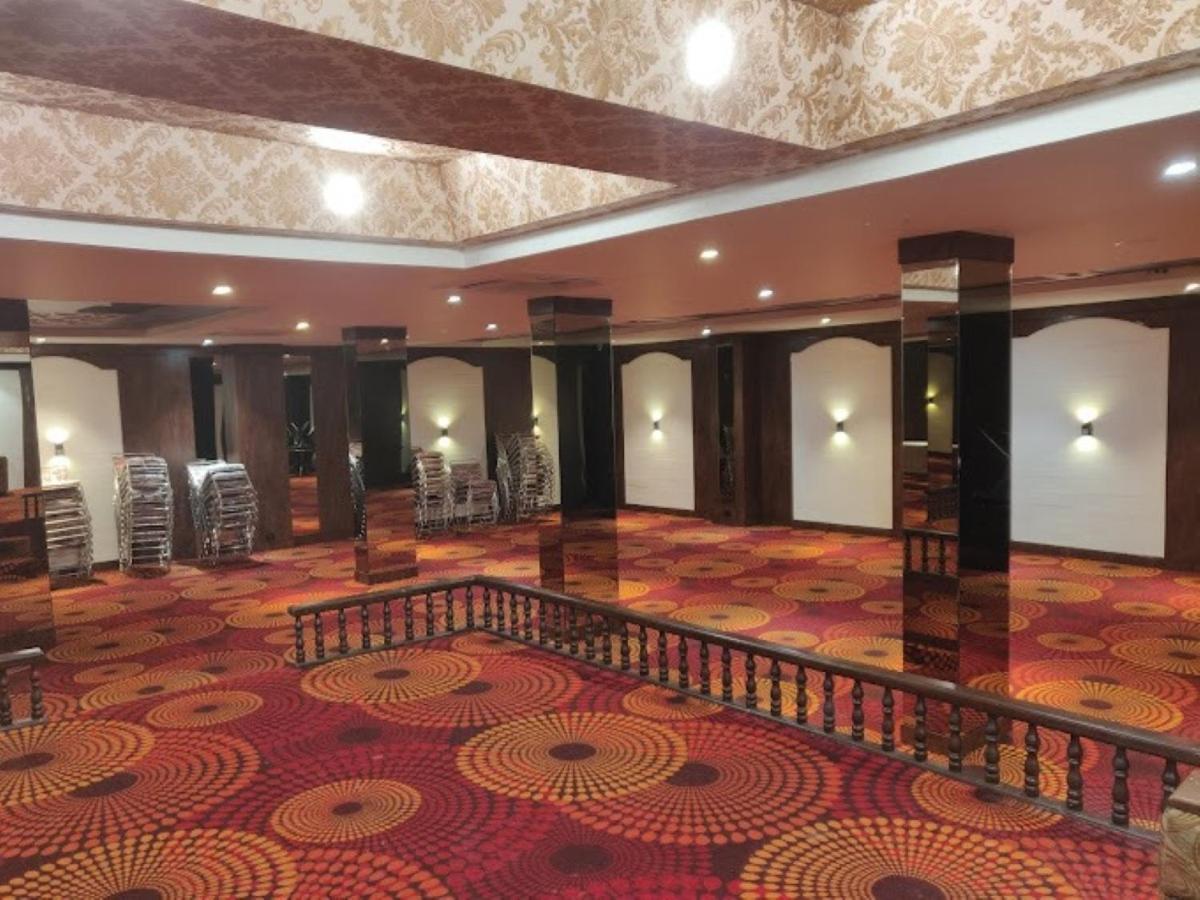 Hotel Vinayak Palace Bilāspur Exterior foto